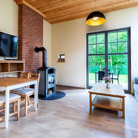 Ferienhaus Sonne Mond Und Sterne B Steffenshagen Екстериор снимка